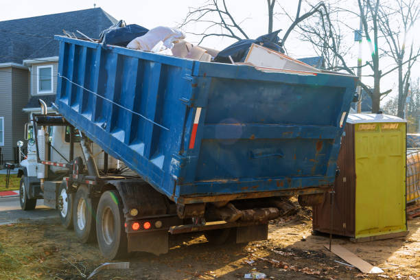 Best Construction Debris Removal  in Lindstrom, MN